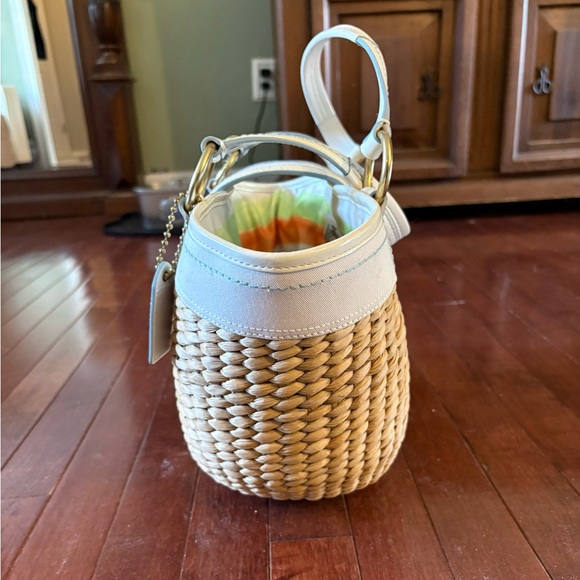 Vtg Y2K Coach White Basket Bag - Picture 5 of 14